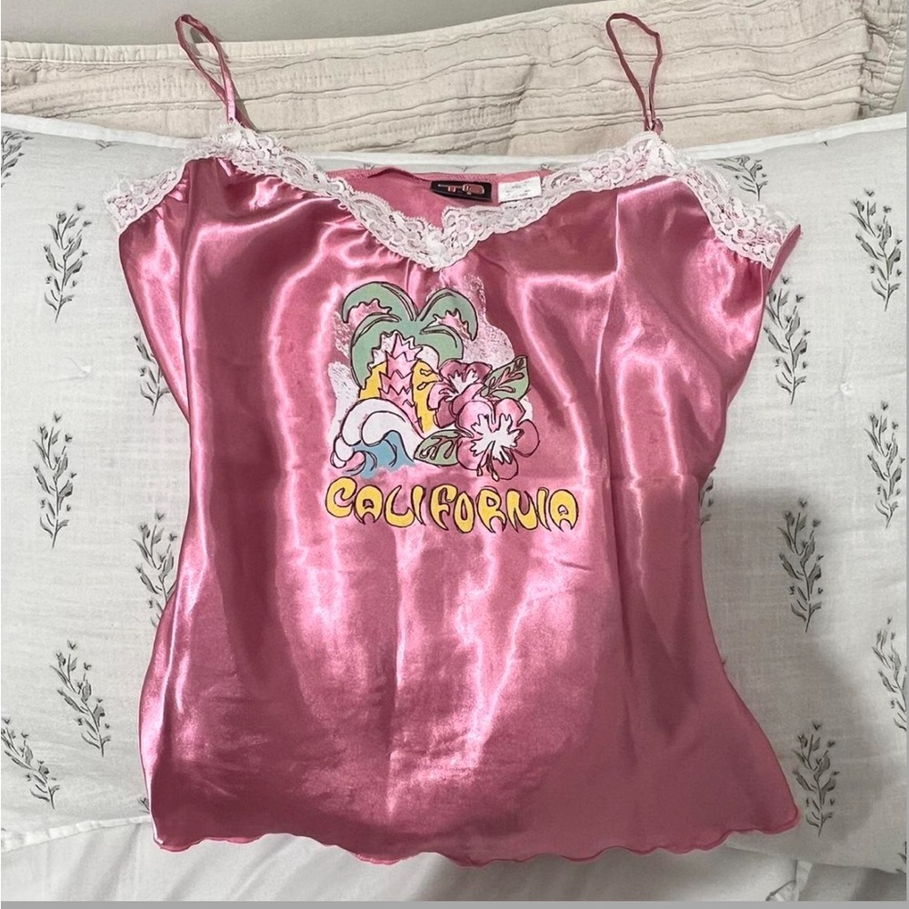 Cutest pink California tank🥥🌴🌊🌸